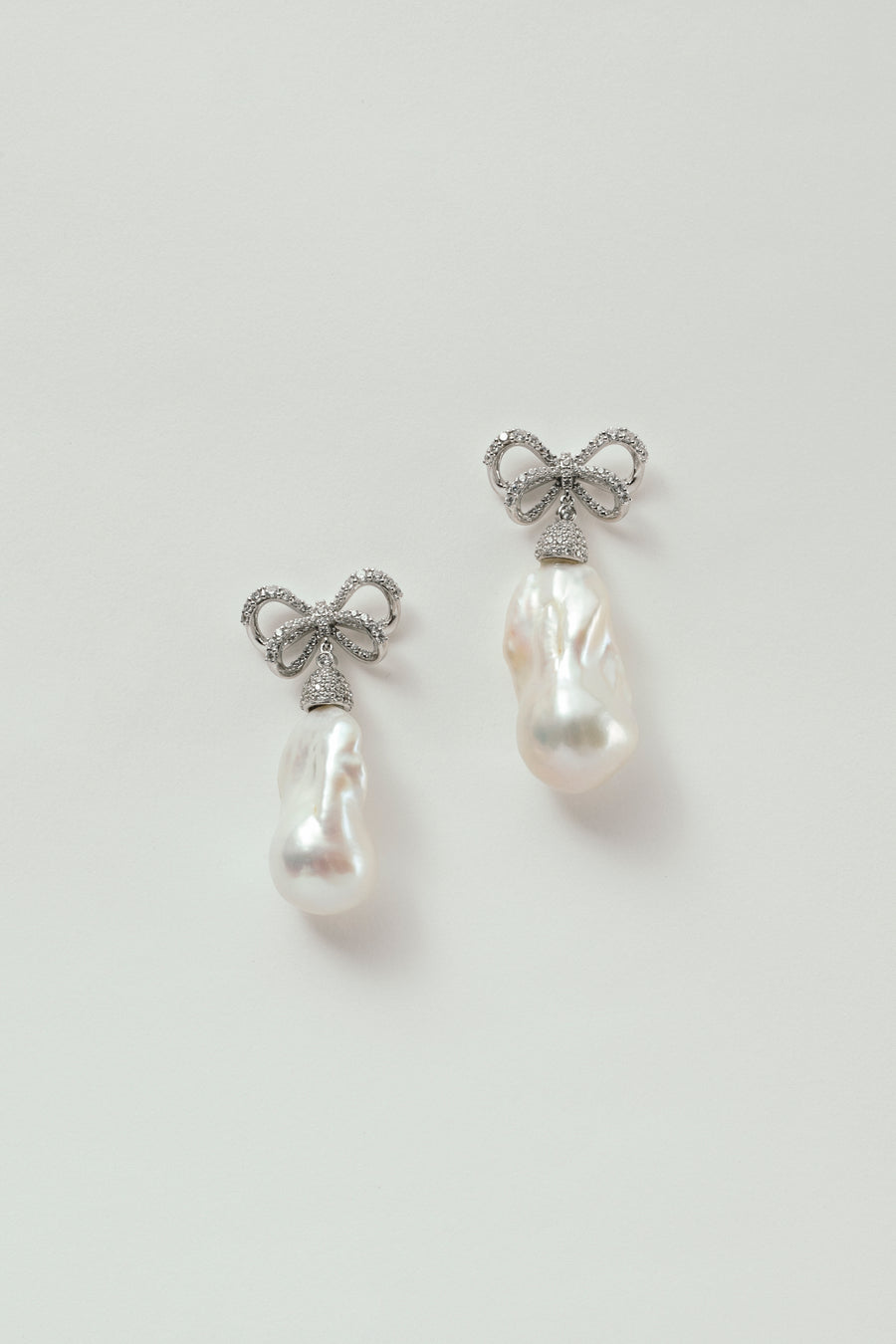 Barbara Pearl Earrings